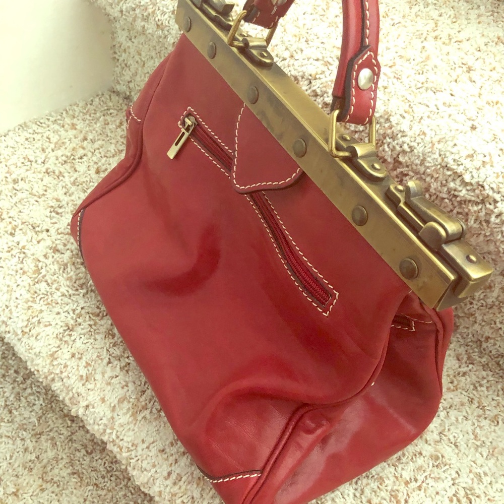 Italian design red real leather bag “doctor bag”